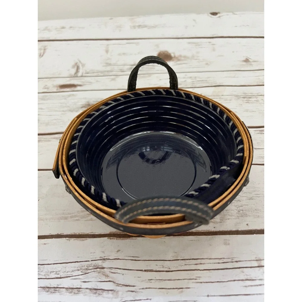VTG Longaberger American Eagle Basket 2005 Round Patriotic Red Blue Small 6in